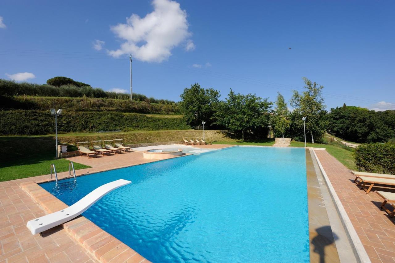 Agriturismo Il Vecchio Mandorlo بيرودجا المظهر الخارجي الصورة
