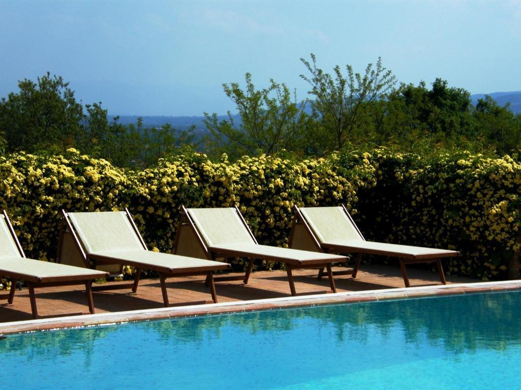 Agriturismo Il Vecchio Mandorlo بيرودجا المظهر الخارجي الصورة